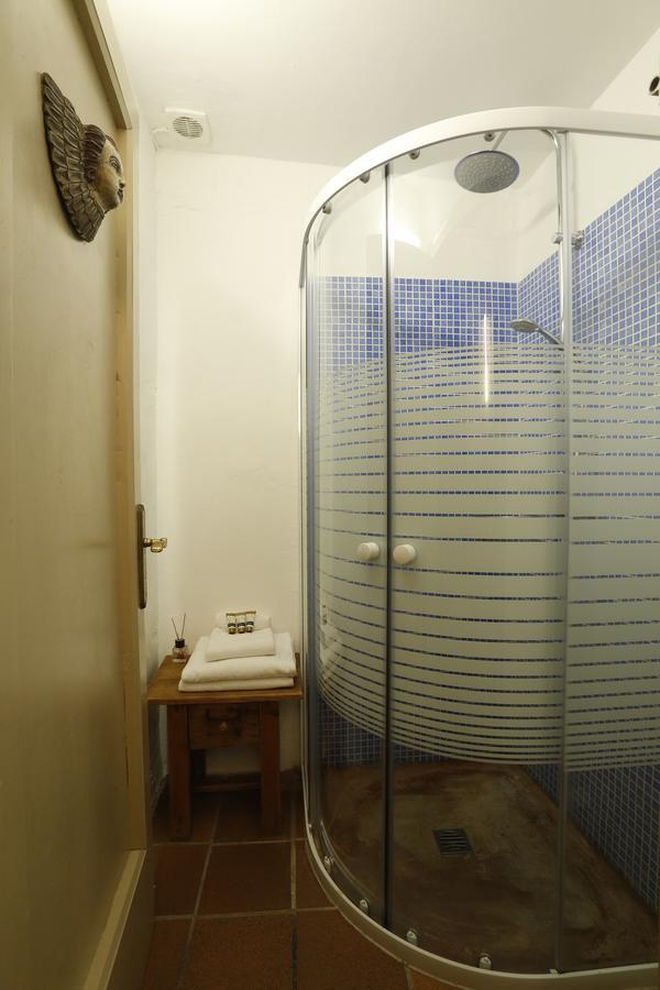 Hostal Blau Peratallada Buitenkant foto