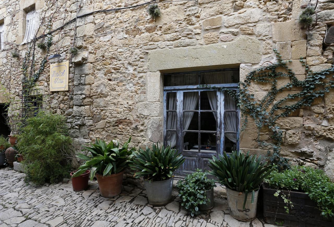 Hostal Blau Peratallada Buitenkant foto