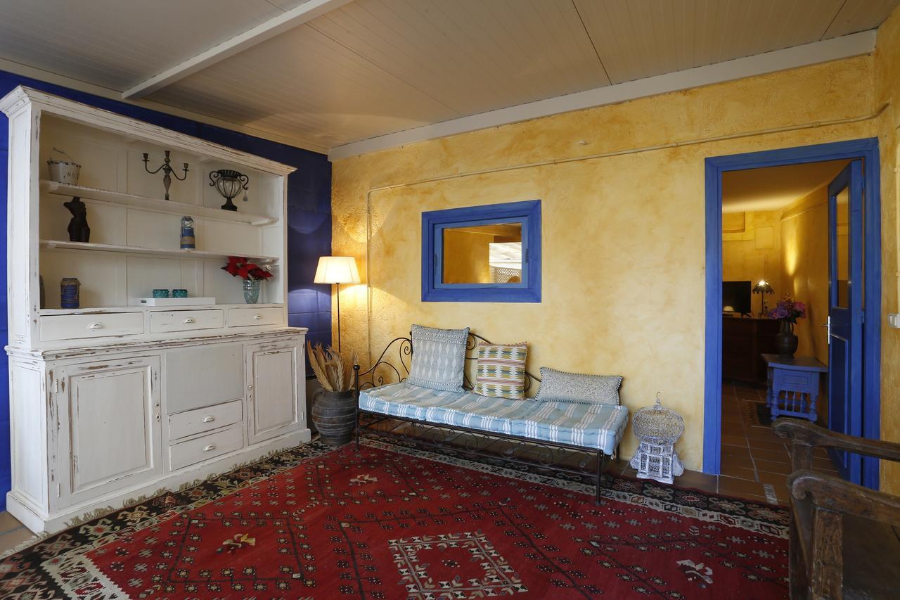 Hostal Blau Peratallada Buitenkant foto